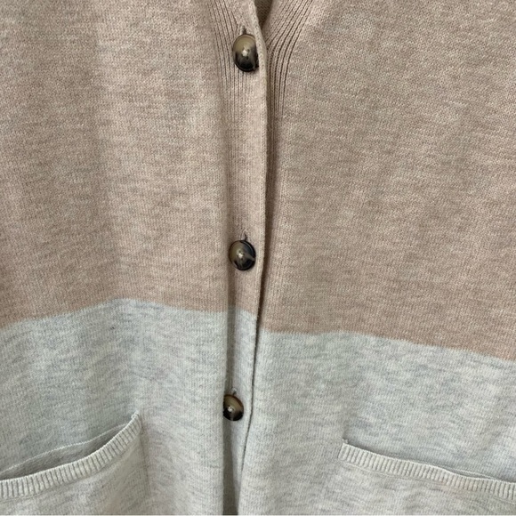 J. Jill Neutral Color Block Long Line Button Front Cardigan Sweater Size Medium - Picture 3 of 11